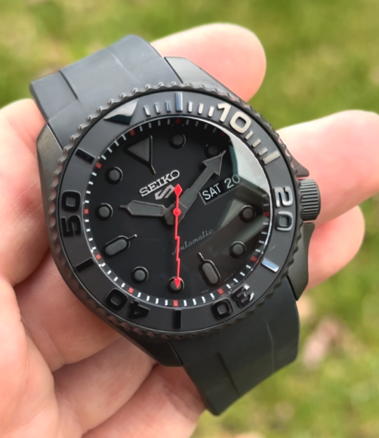 Seiko 5KX Blackout - Red