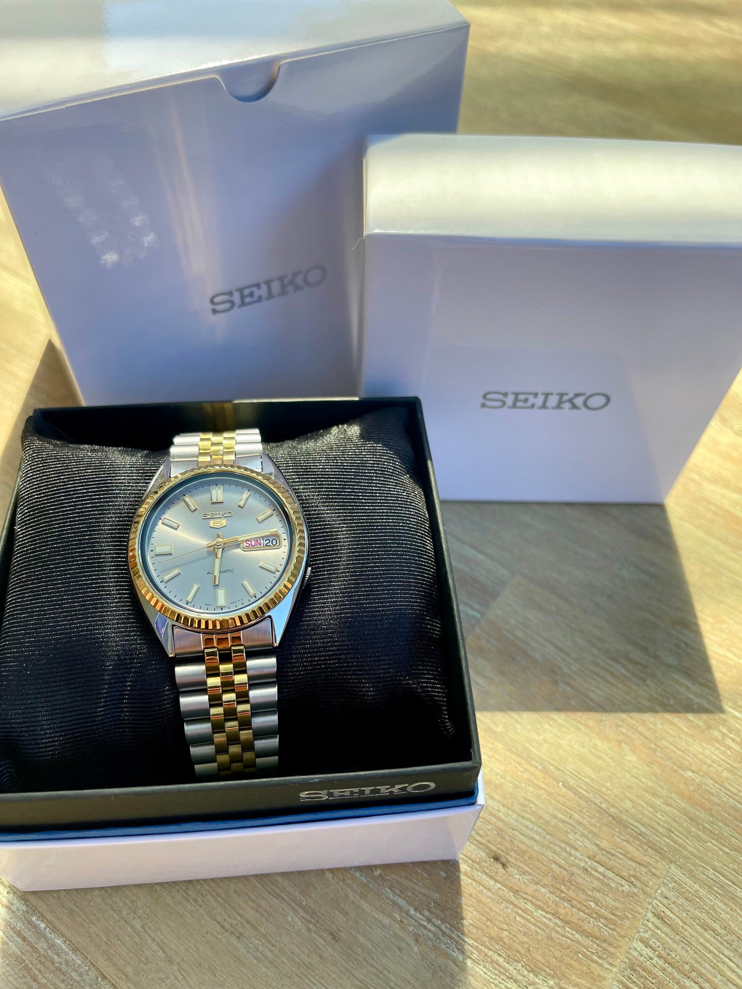 The "SNXS-Just" Genuine Seiko SNXS Mod (Light Grey Dial) - 2Tone DJ Homage w/ Sapphire Crystal, Fluted bezel & Jublee Style Bracelet