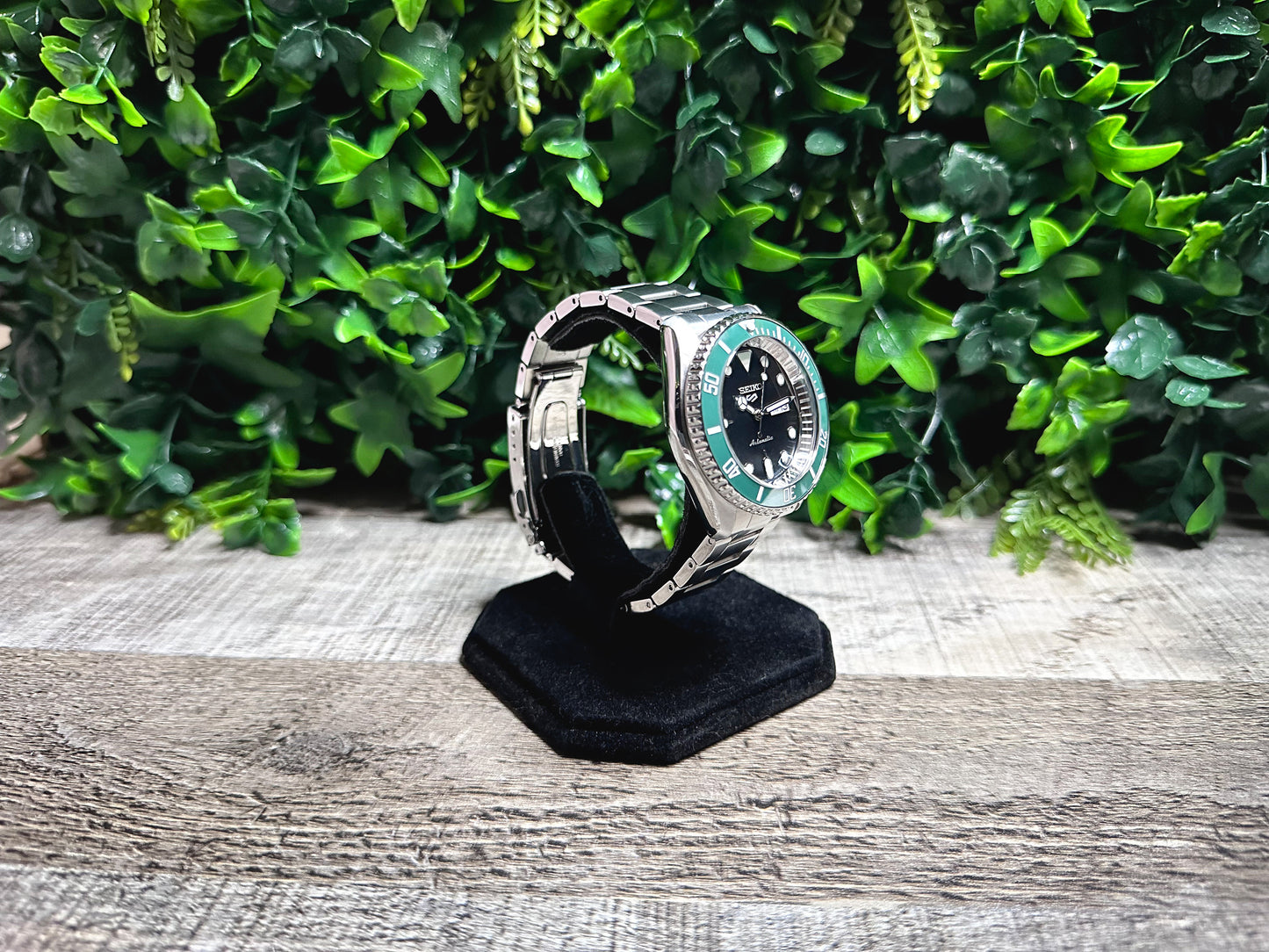 42mm "KERMIT" Genuine Seiko 5KX SRPD Modified Sub Style w/ Sapphire Crystal, Ceramic Bezel Insert & Stainless Bracelet