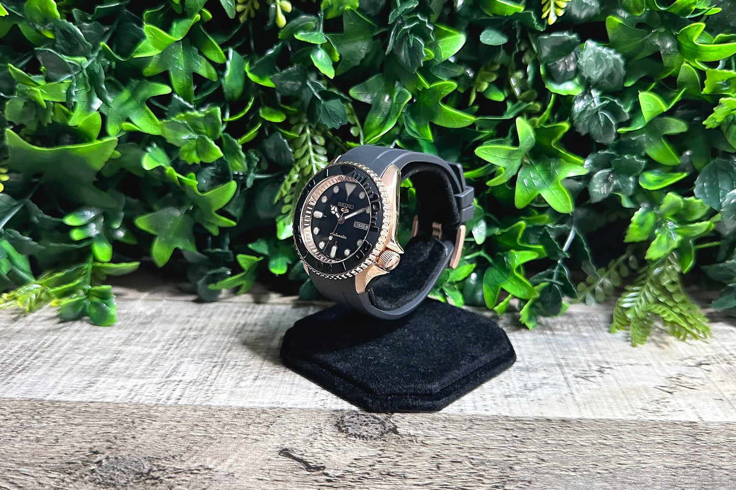 42mm "ROSE GOLD YACHT" Genuine Seiko 5KX Srpd Modified Sub Style w/ Sapphire Crystal, Ceramic Bezel Insert & Rubber Strap
