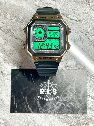 Casio World Time Watch, Silver, Black, Gold with Color Screen Mod (Pic –  rswatchworks