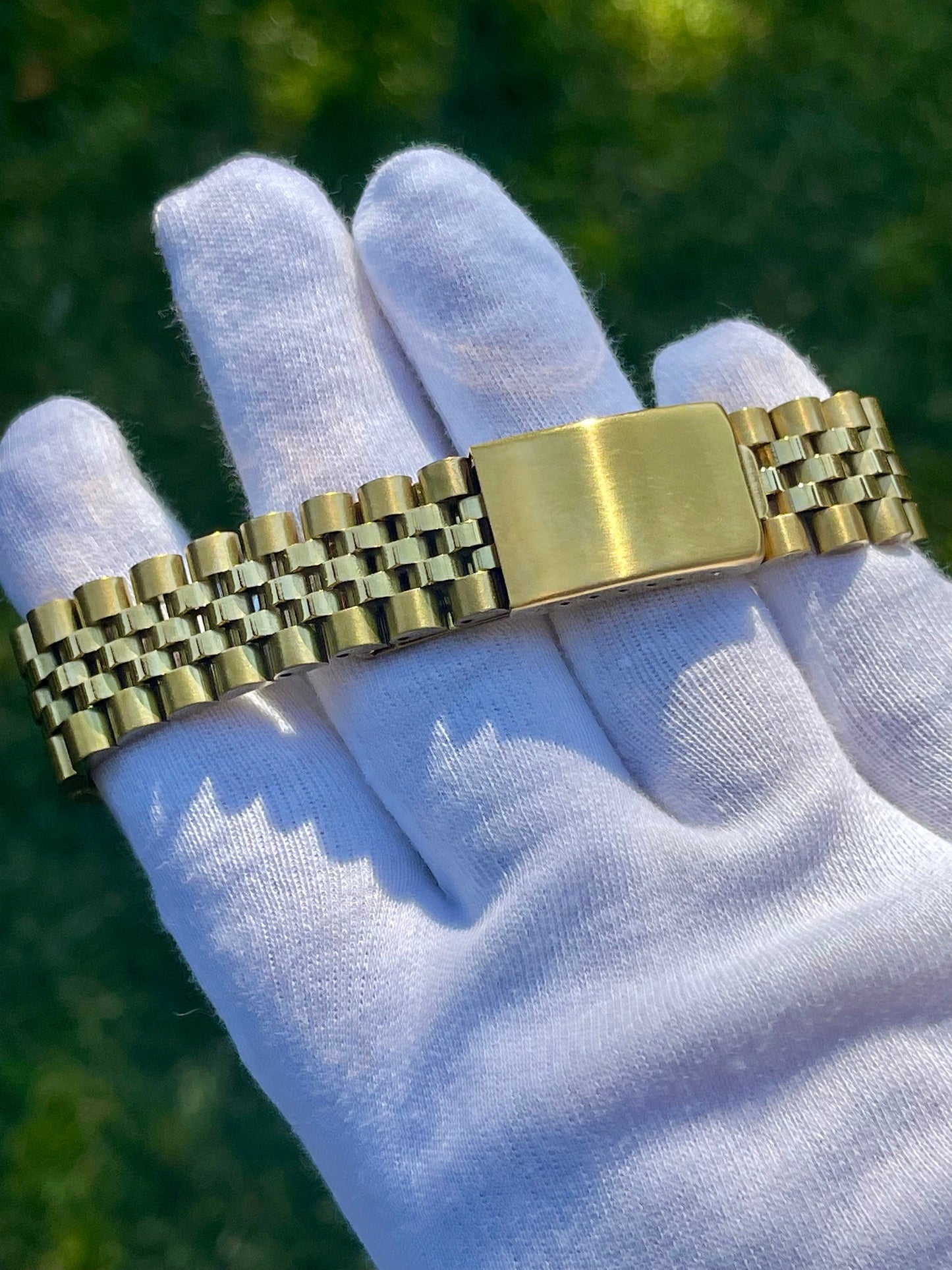 The "GOLD SEIKJUST" Genuine Seiko SNK w/ Gold dial Modified - Datejust style with Sapphire crystal, Fluted Bezel, and Jubilee Bracelet
